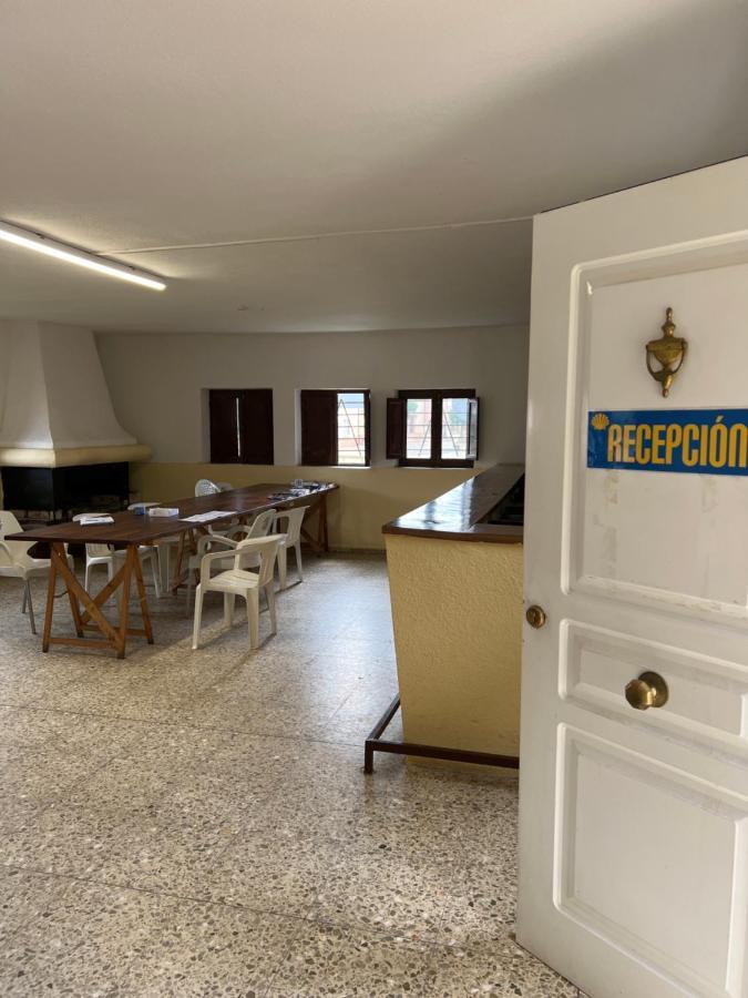 הוסטל סן מרטין דל קמינו Albergue Municipal מראה חיצוני תמונה