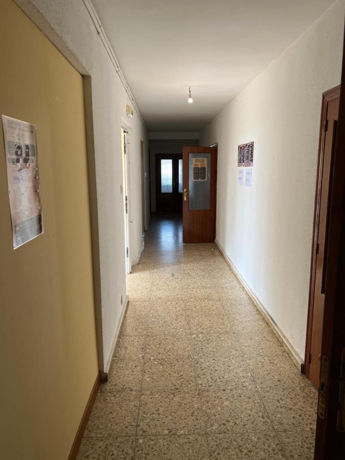 הוסטל סן מרטין דל קמינו Albergue Municipal מראה חיצוני תמונה